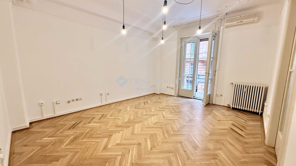 1136 Budapest 13. kerület , 3 erkélyes lakás Újlipótváros szívében — 1/17