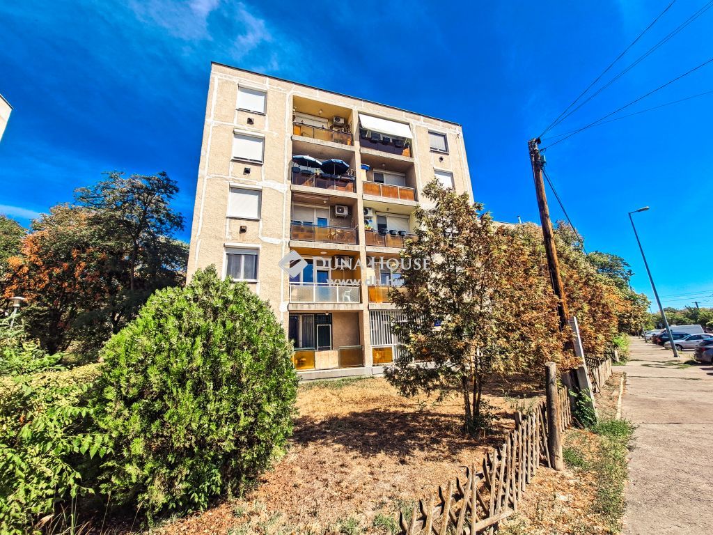 1213 Budapest 21. kerület , Csepel Erdősoron első emeleti lakás — 1/26