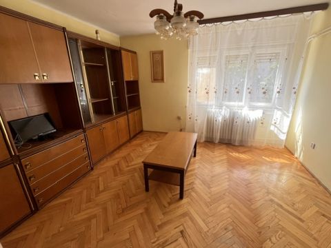 Eladó Lakás 6000 Kecskemét Belvárosi, magasföldszinti, 55 nm-es 2 szobás lakás eladó!