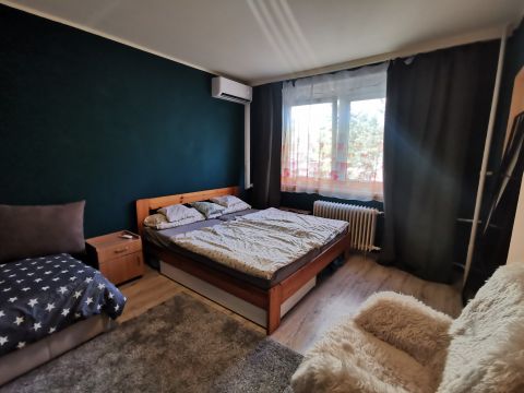 Eladó Lakás 2800 Tatabánya 