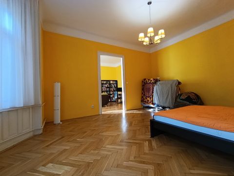 Eladó Lakás 1068 Budapest 6. kerület 