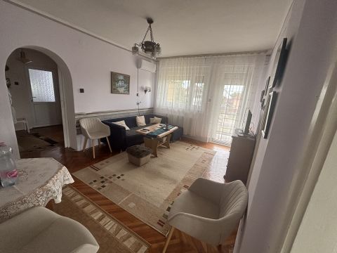 Eladó Ház 4150 Püspökladány , Kétgenerációs családi ház sarok telken eladó