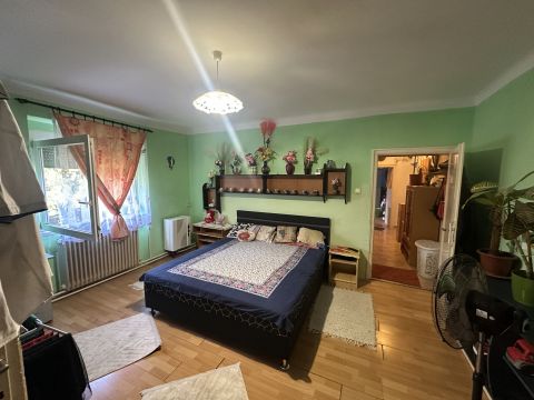 Eladó Lakás 7629 Pécs 