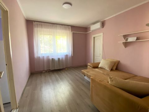 Kiadó Lakás 5600 Békéscsaba , Pásztor utca