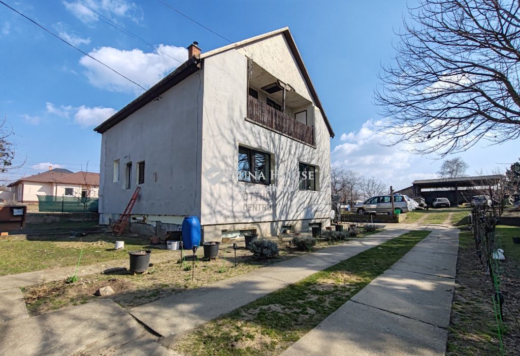 Eladó Ház 2113 Erdőkertes, 