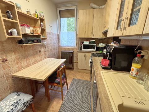 Eladó Lakás 9700 Szombathely 55 m2, 2 szobás, erkélyes klasszikus a Derkovitson ...