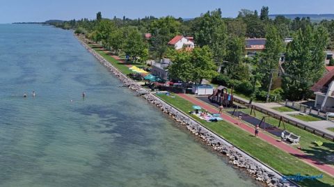 Eladó Ház 8640 Fonyód , 4 perc sétára a BALATON-part 