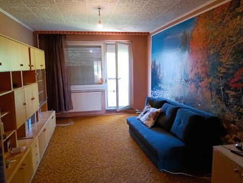 Eladó Lakás 2800 Tatabánya 