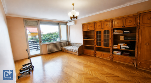 Eladó Lakás 6000 Kecskemét 