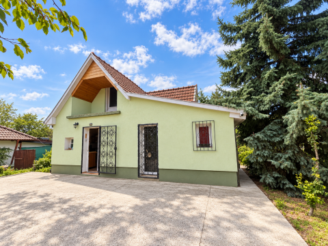 Eladó Ház 2600 Vác , Václiget