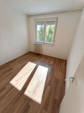 Eladó Lakás 9022 Győr Győr Belvárosában 3. emeleti 55m2-es panel lakás eladó!
