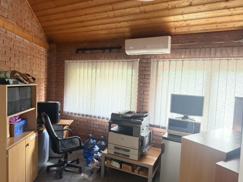 Kiadó Ház 2220 Vecsés 