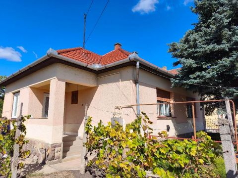 Eladó Ház 5144 Jászboldogháza 5144 Jászboldogháza, Központ