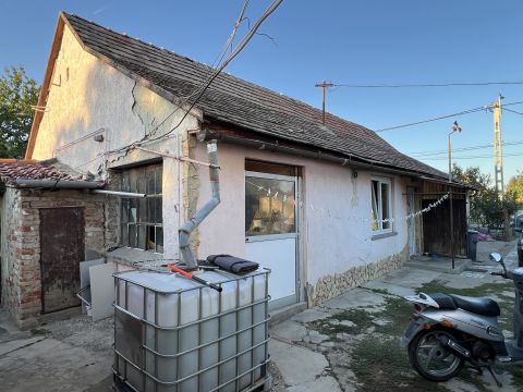 Eladó Ház 8000 Székesfehérvár 