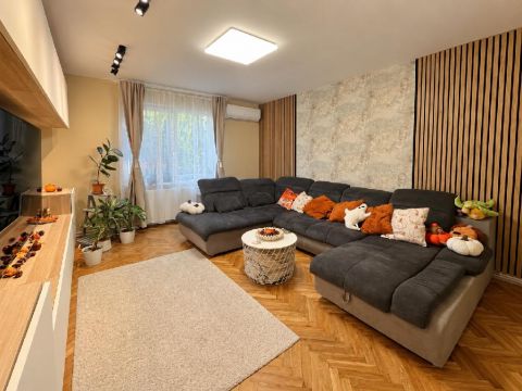 Eladó Ház 1222 Budapest 22. kerület , 1222 Budapest 22, József Attila utcai lakótelep