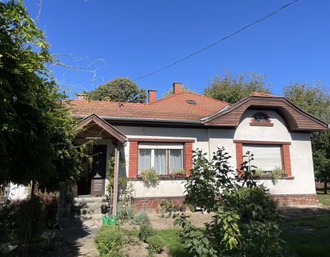 Eladó Ház 8999 Zalalövő , Központ közelében