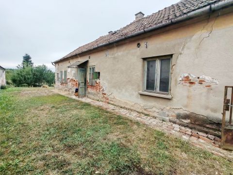 Eladó Telek 8840 Csurgó , Csurgó főutcáján TELEPHELY-re alkalmas telek eladó! 