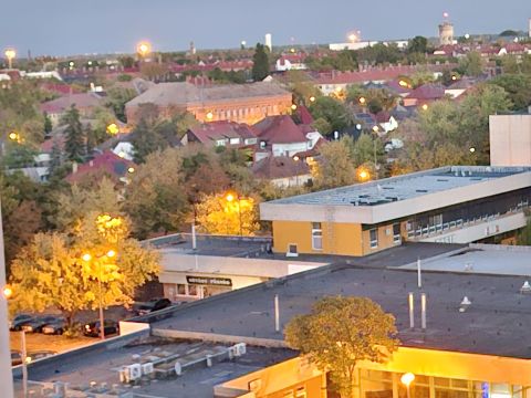 Eladó Lakás 6000 Kecskemét , Akadémia krt.