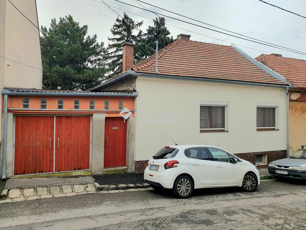 7625 Pécs — 1/48