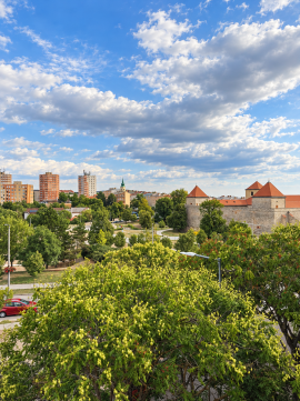 Eladó Lakás 8100 Várpalota , a Vár közelében