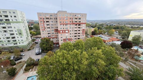 Eladó Lakás 2040 Budaörs 