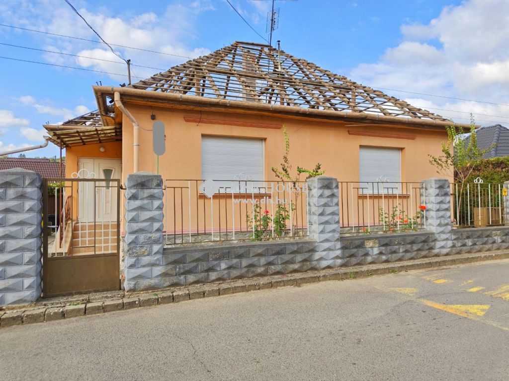 3518 Miskolc — 1/24