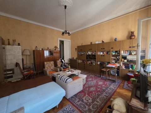 Eladó Lakás 1064 Budapest 6. kerület Andrássy útnál  egyszobás lakás