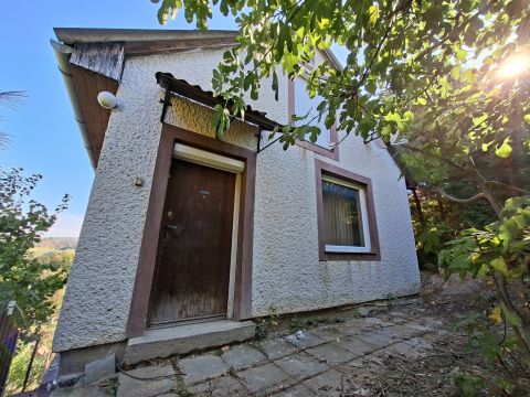 Eladó Ház 8900 Zalaegerszeg , Eladó hétvégi ház Gévahegyen