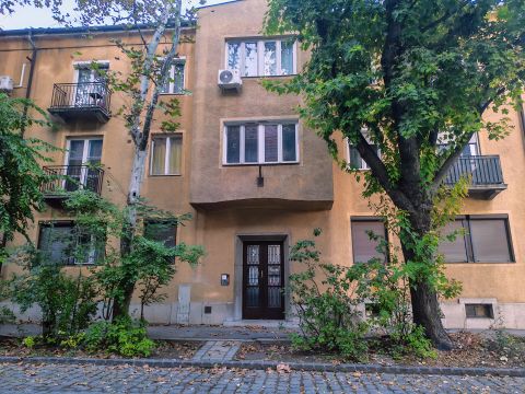 Kiadó Lakás 6000 Kecskemét 