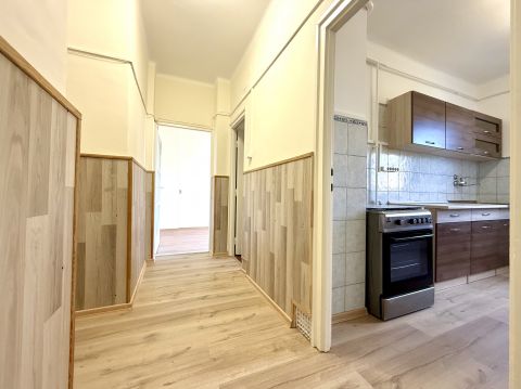 Eladó Lakás 5600 Békéscsaba 